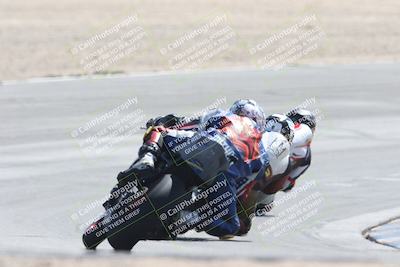 media/Oct-05-2025-CVMA (Sun) [[beeef4f201]]/Race 10-Formula Lightweight Twins Shootout/